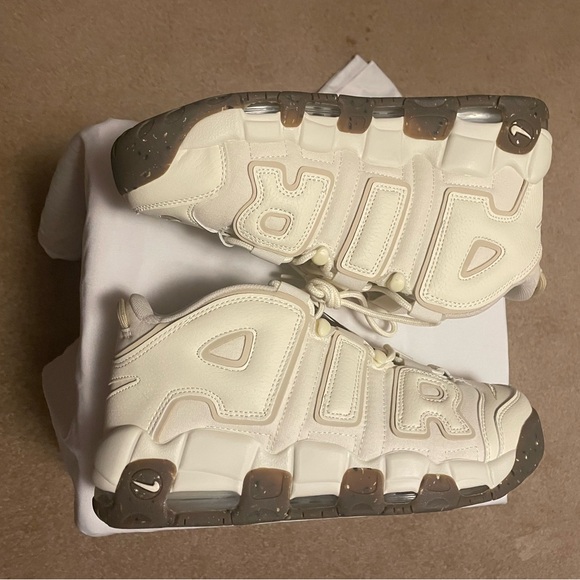 Nike Air More Uptempo, Coconut Milk, DX1939-100, men’s size 11 - Picture 2 of 8